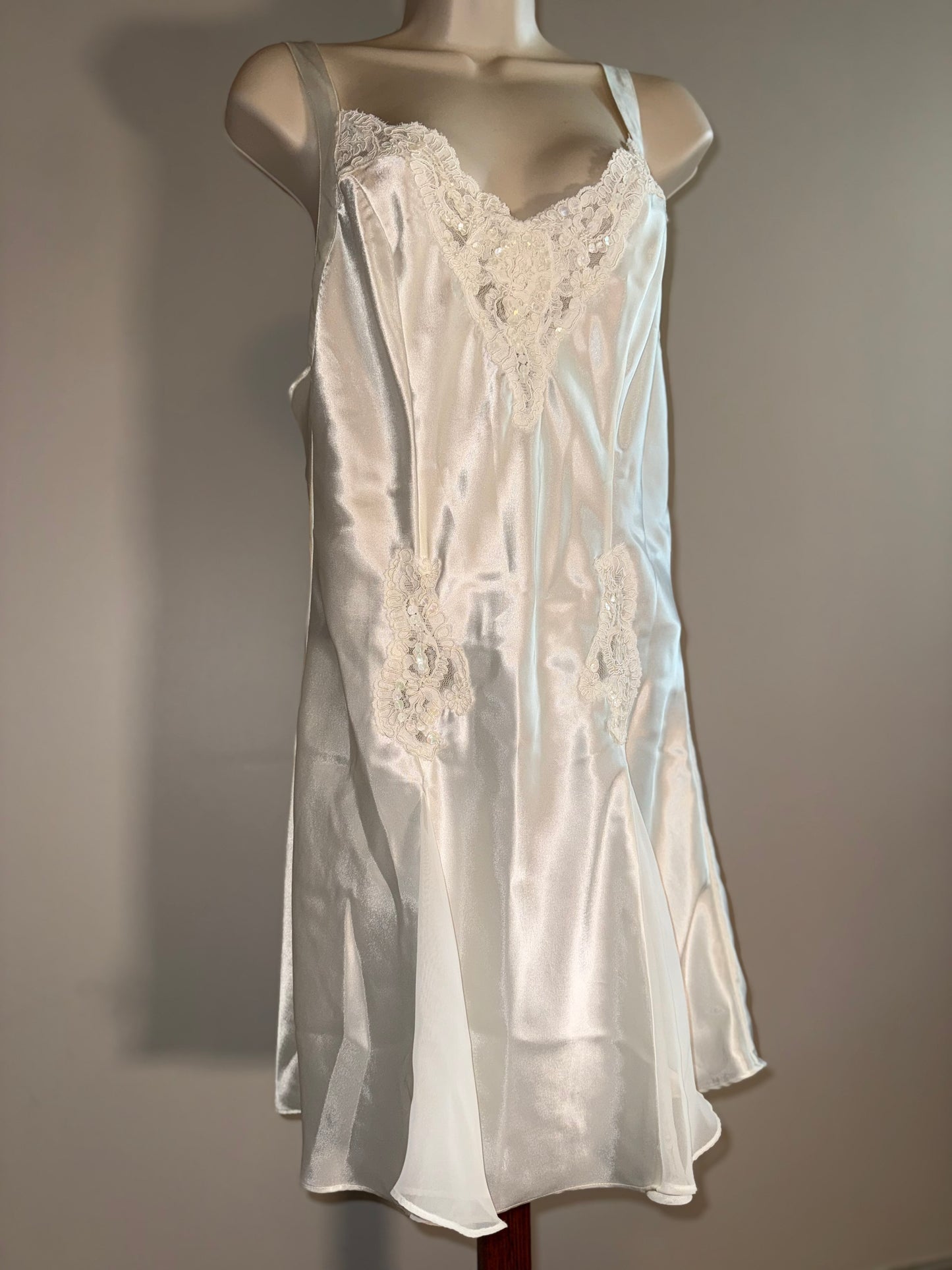 Victoria's Secret (Medium) White Ivory Vintage Bridal Chemise Slip Dress