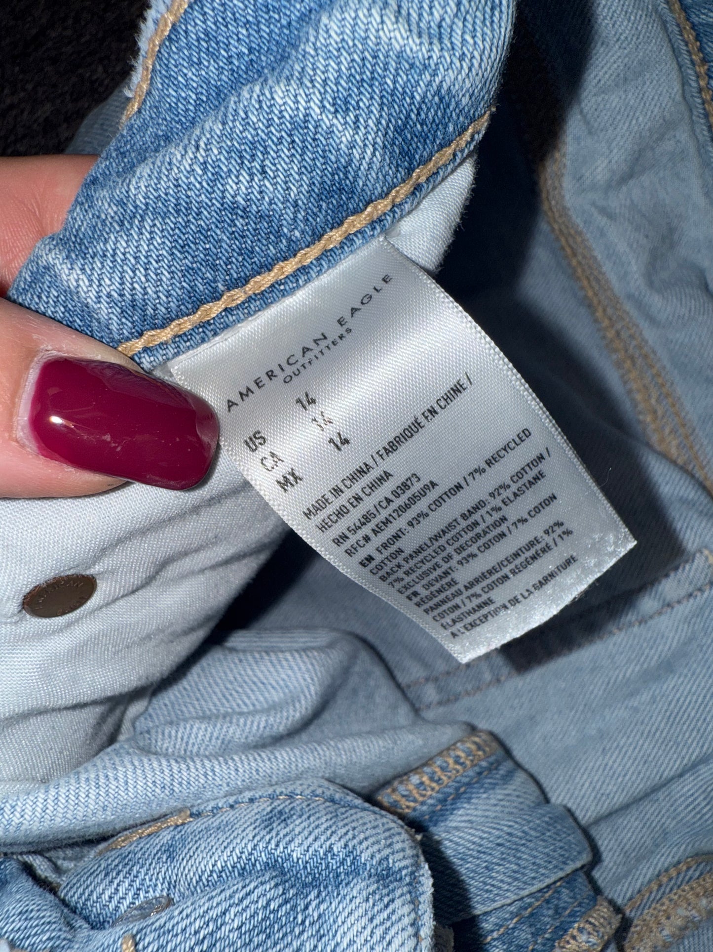 American Eagle (14) Distressed Denim Highest Rise 90's Boyfriend Jean Shorts