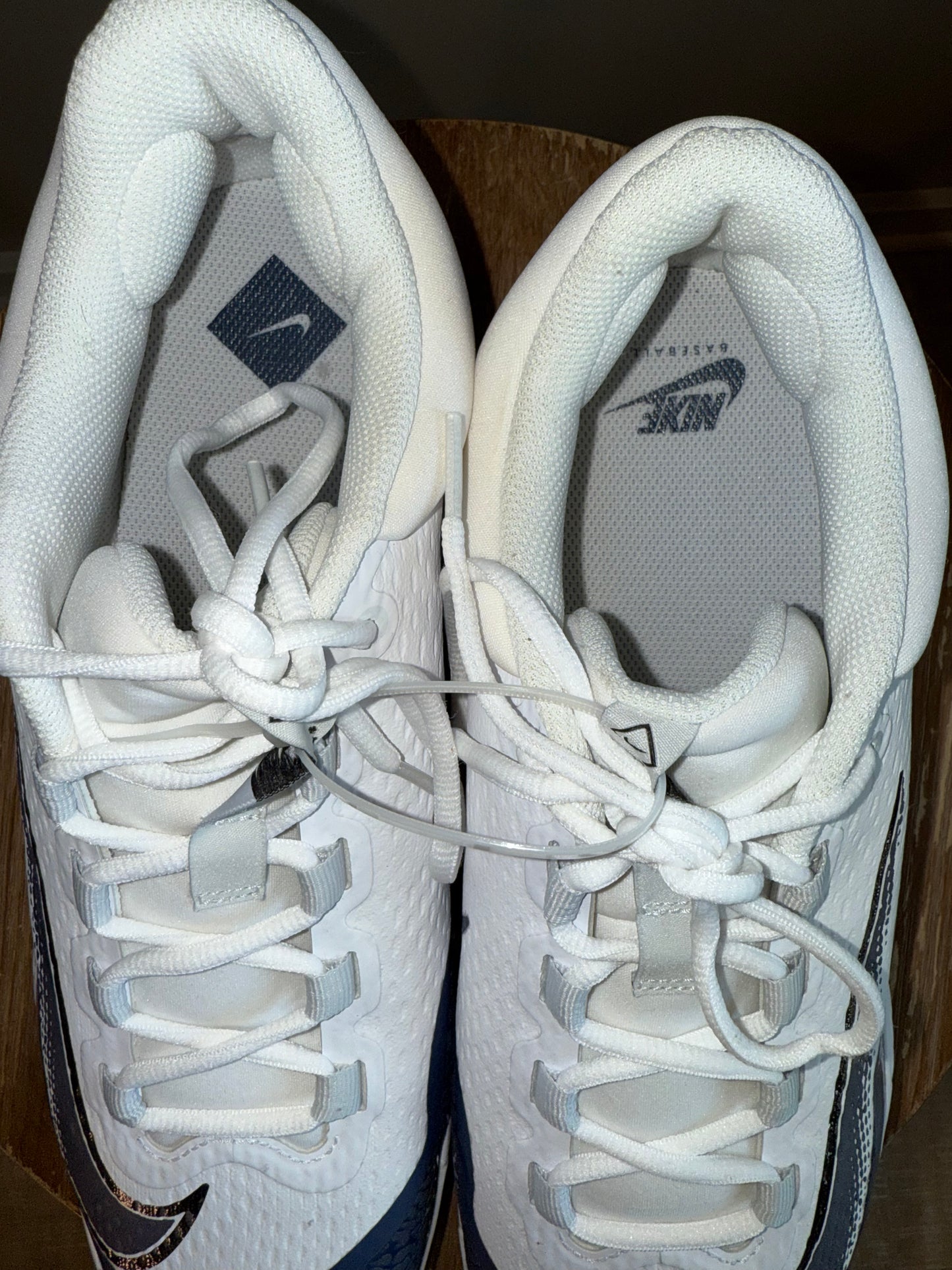 Nike (14) Brand New Blue//White Nike React Baseball Cleats