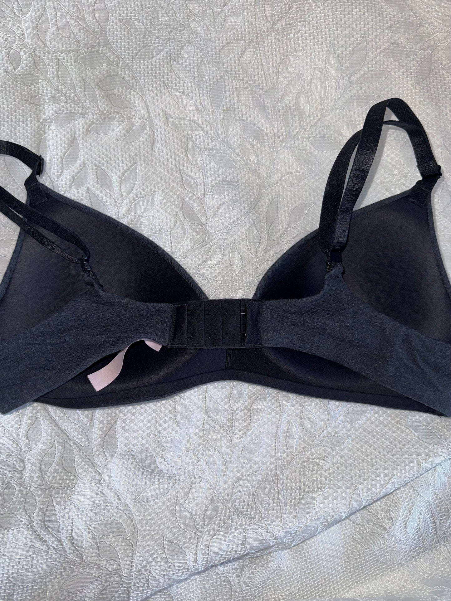 Victoria's Secret (38B) Grey T-Shirt Lightly Lined Wireless Bra