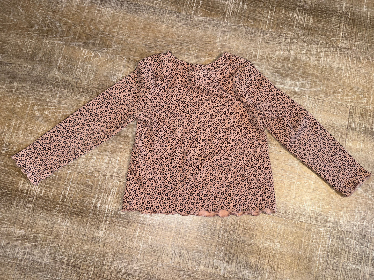 Cat & Jack (3T) Neutral Cheetah Print Long Sleeve Top