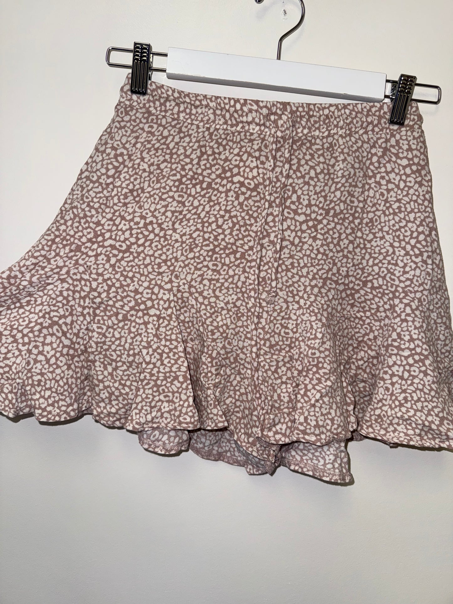 Urban Romantics (Small) Blush/White Cheetah Print Flowy Shorts