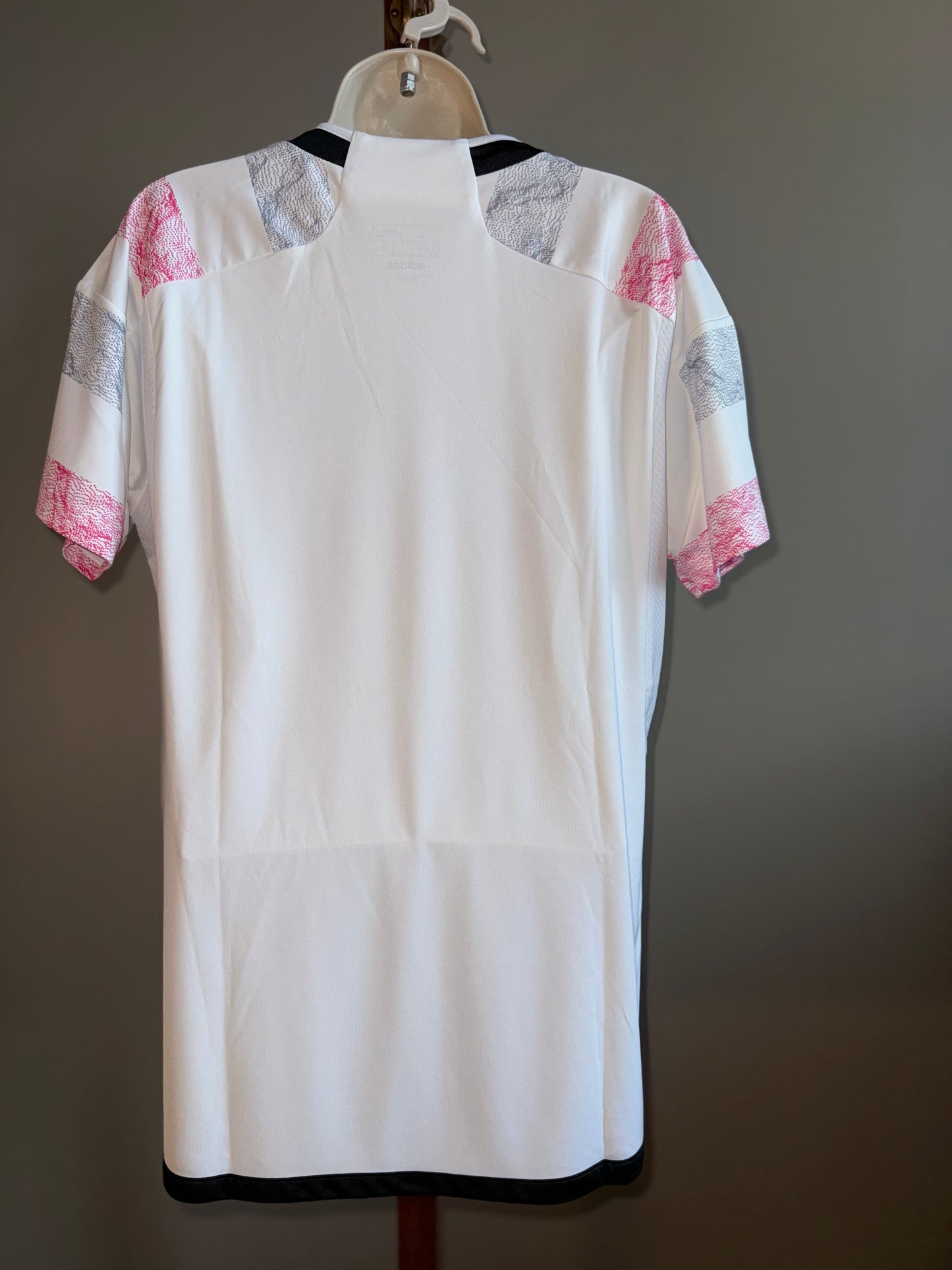 NWT Adidas (Large) Brand New Regular Fit White/Red/Grey Striped Jeep Jersey