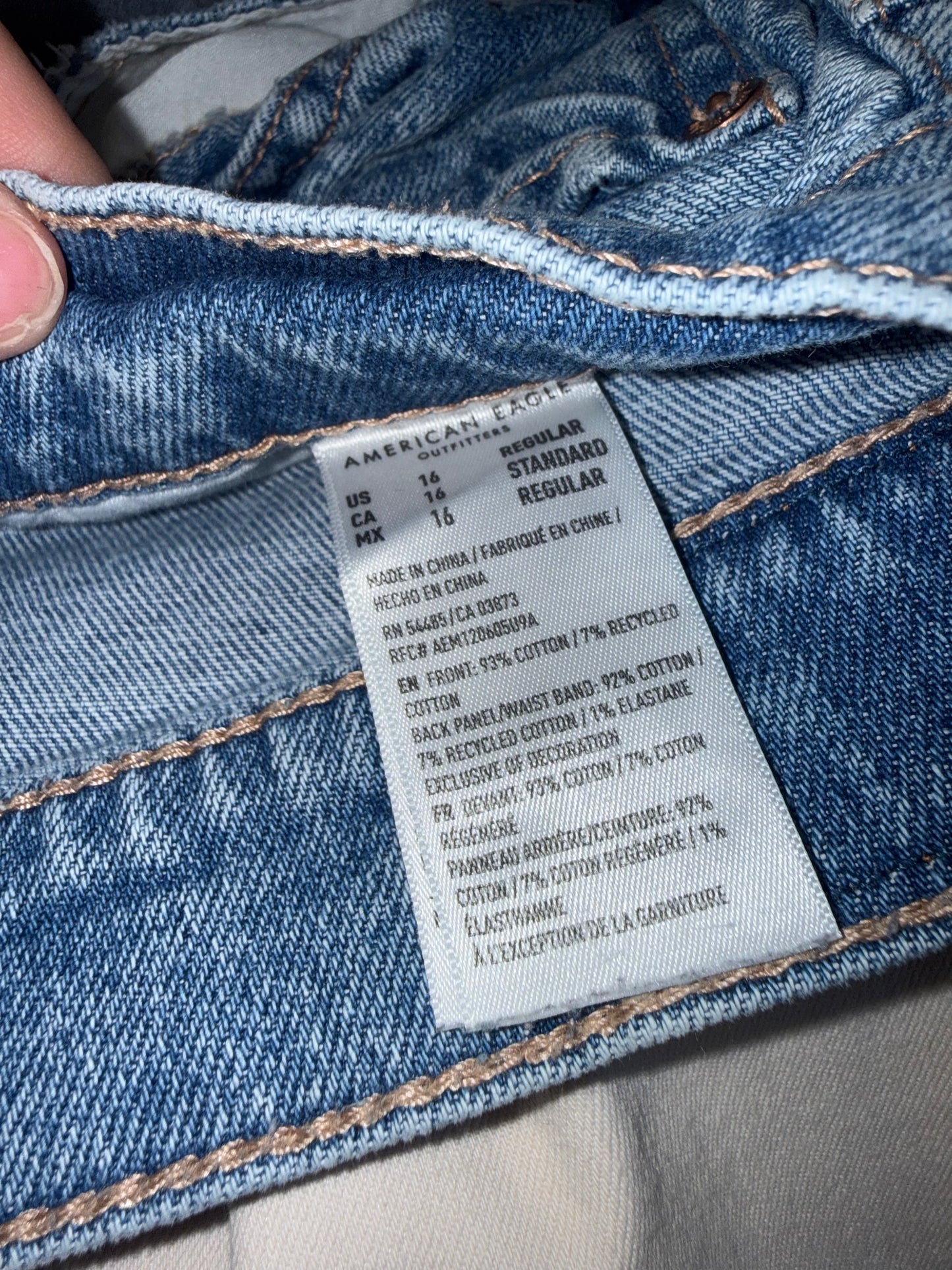American Eagle (16) Distressed Highest Rise Baggy Straight Denim Jeans