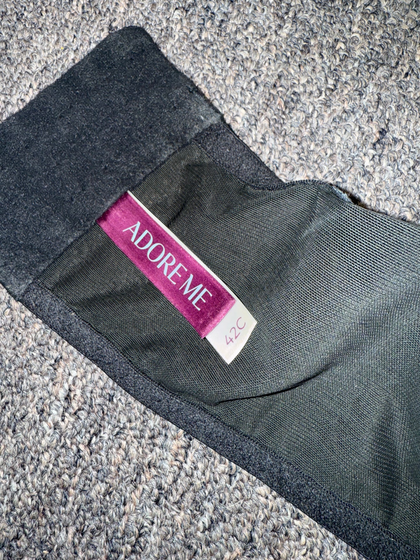 Adore Me (42C) Black & Nude Lace//Sheer Heart Pattern Bra