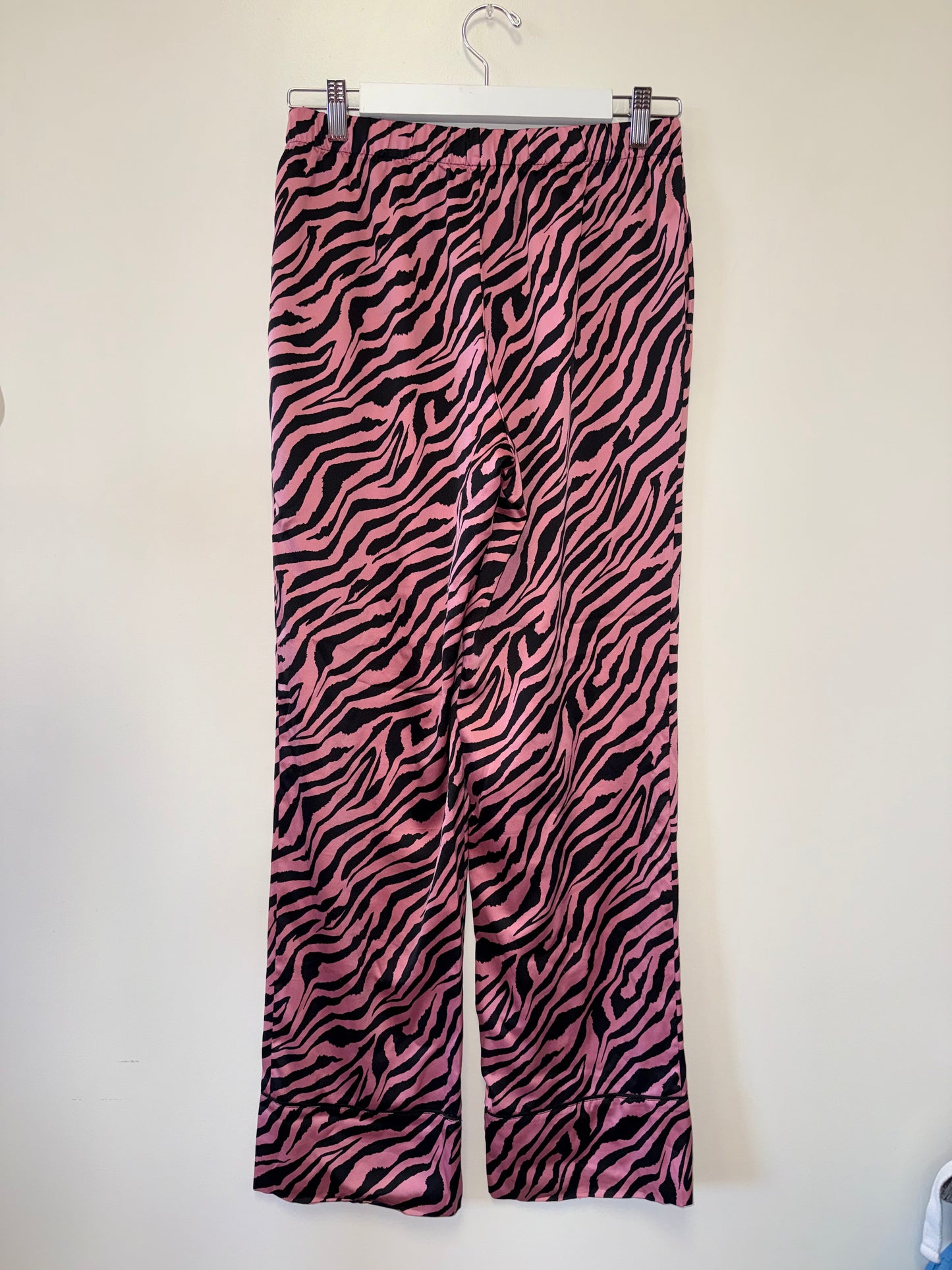 Victoria's Secret (Small) Pink and Black Zebra Print Polyester PJ Pants