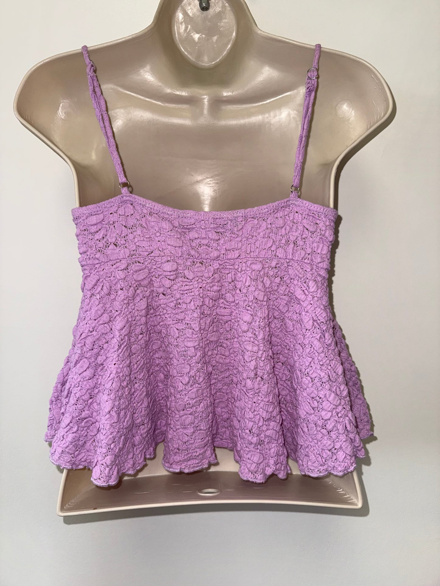 Urban Outfitters (Small) Purple Textured Cropped Tank Top