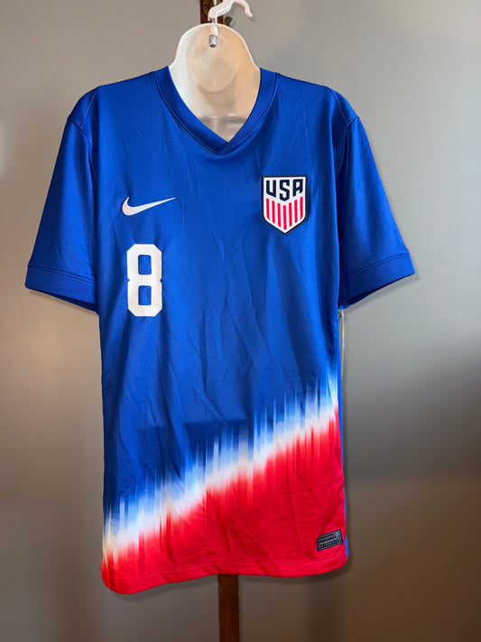NWT Nike (Small) Brand New USA McKennie #8 Jersey