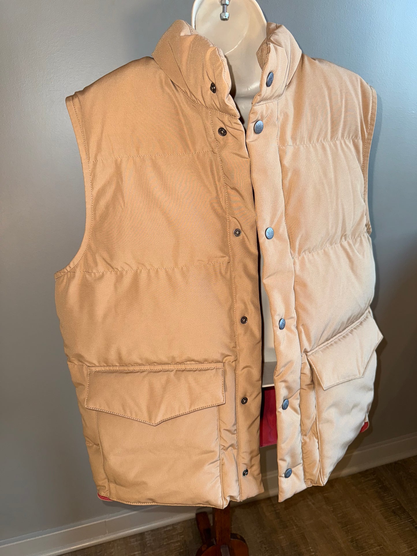 NWT Alpine Design (Medium) Brand New Wind//Water Resistant Tan Button Up Vest