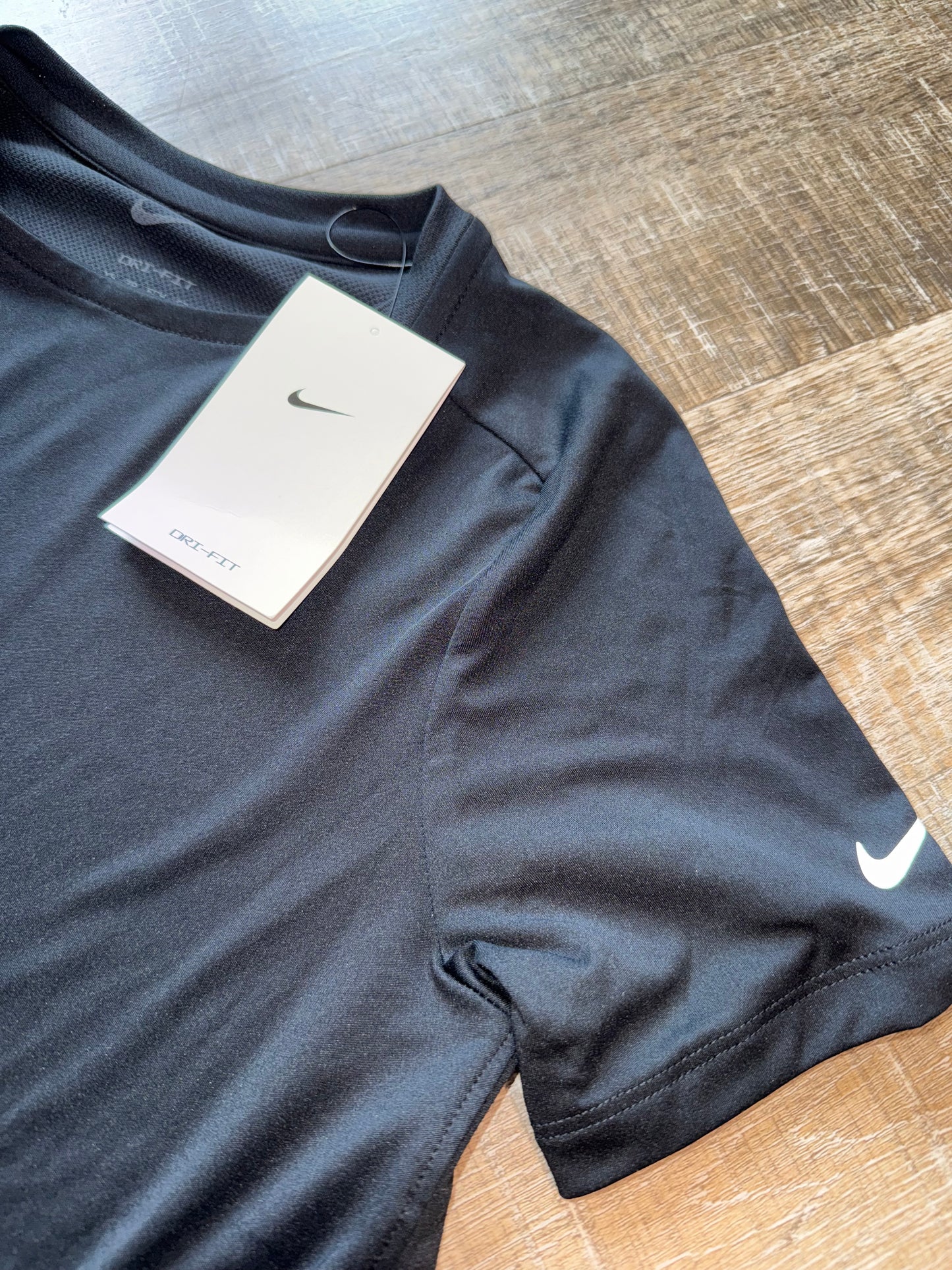 NWT Nike (XS Kids) Brand New Black Dri Fit Training T-Shirt