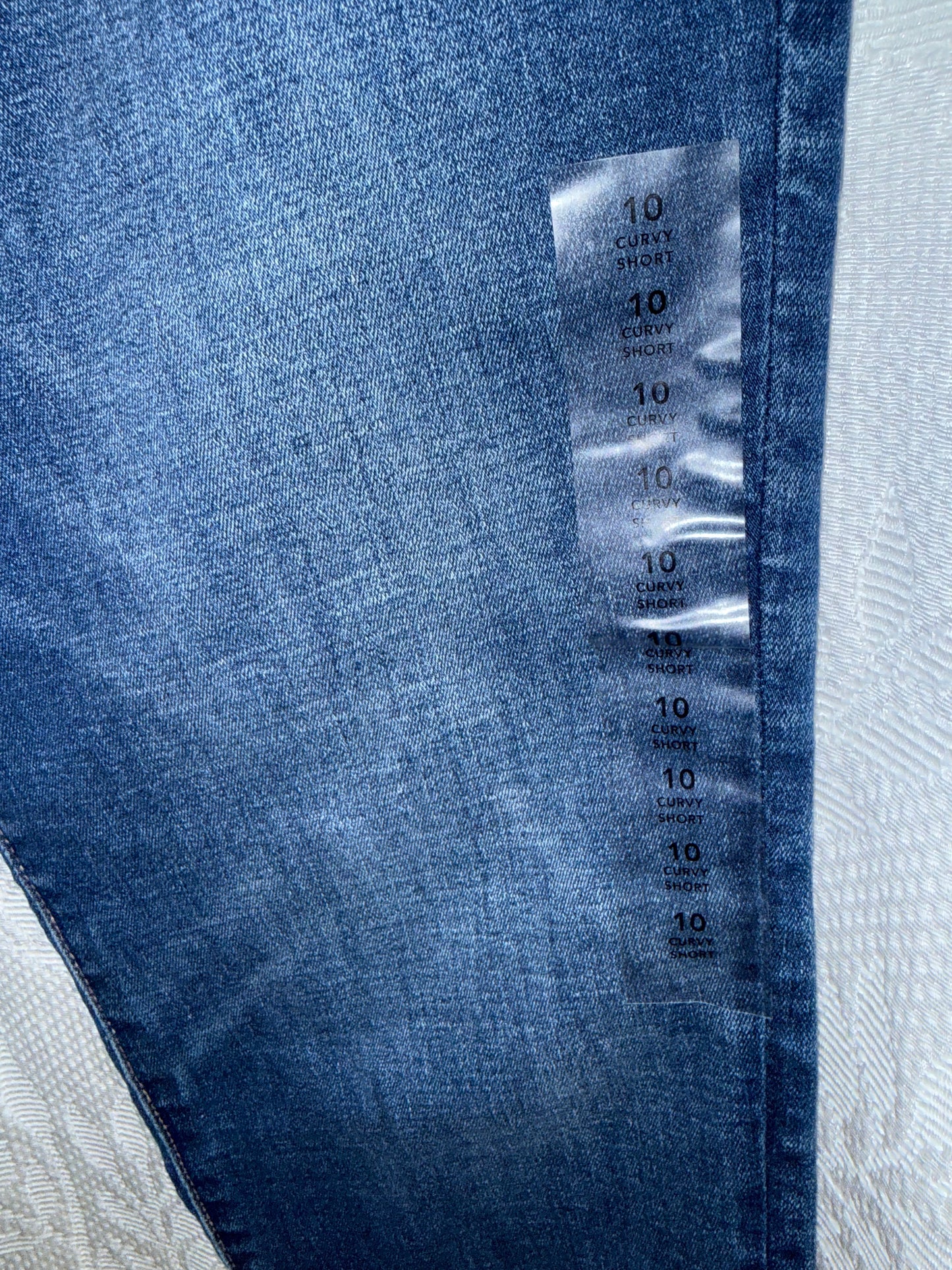 NWT American Eagle (10S) Brand New Curvy High Rise Jegging Jeans w/ Stretch