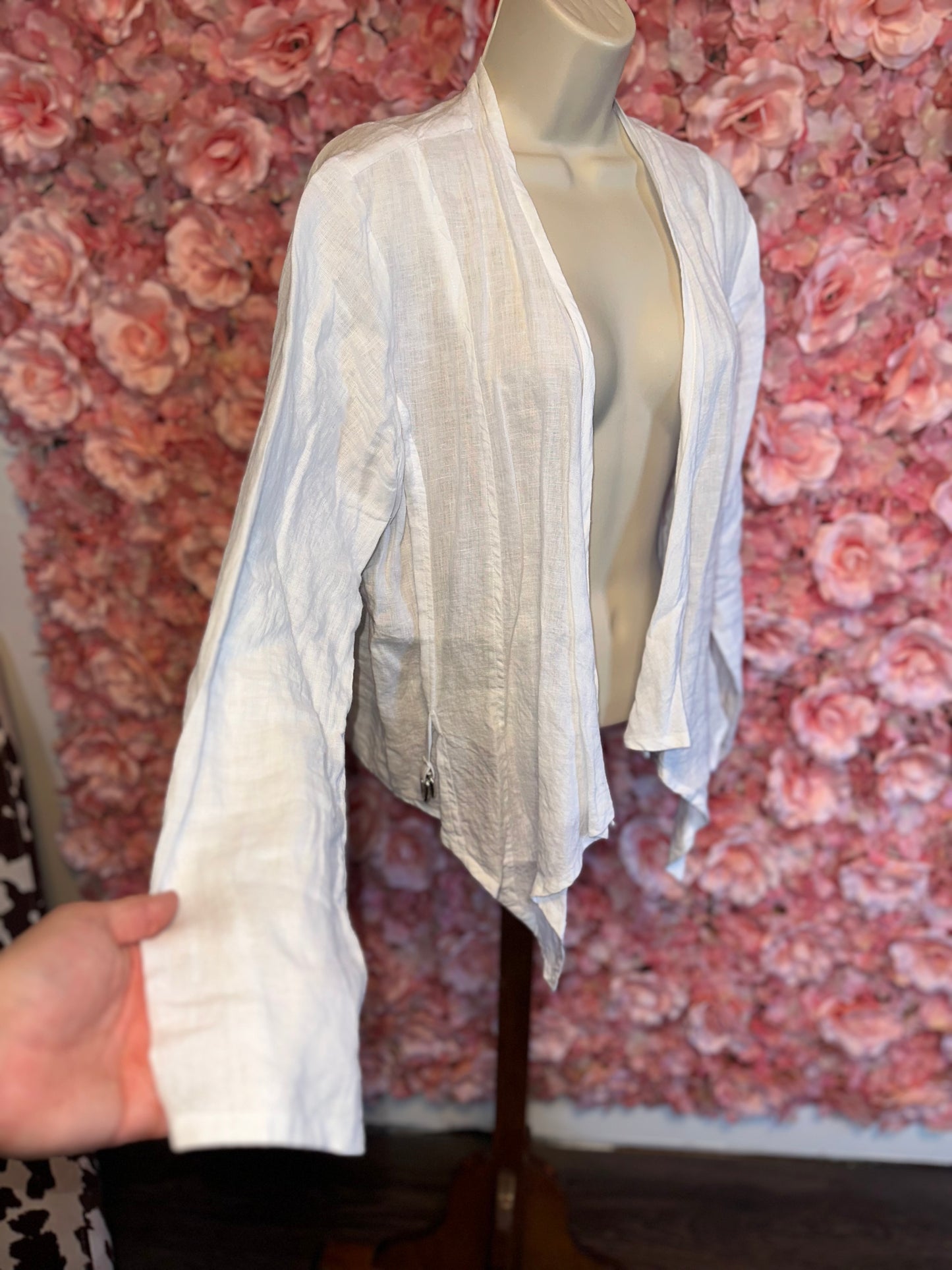 AP.NY New York (Medium) White Linen Cover Up Jacket