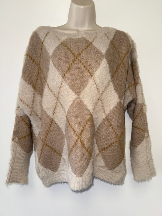 Maurices (Medium) Neutral Pattern Fuzzy Soft Knit Sweater
