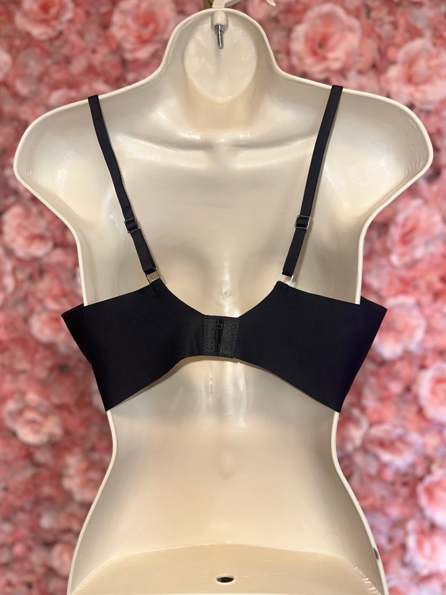 Tahari (36C) Black Padded Bra