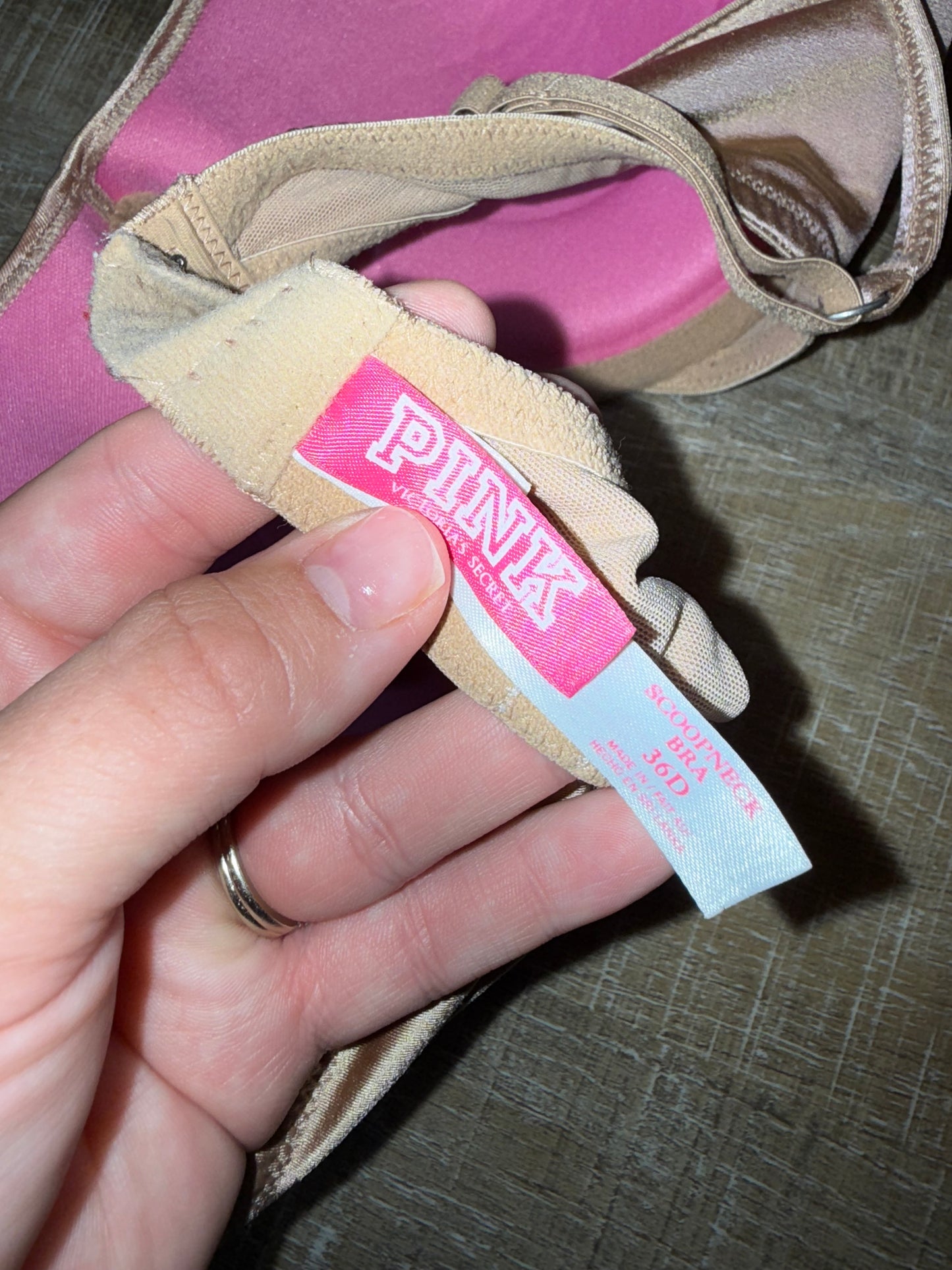 PINK Victoria's Secret (36D) Scoopneck Bra