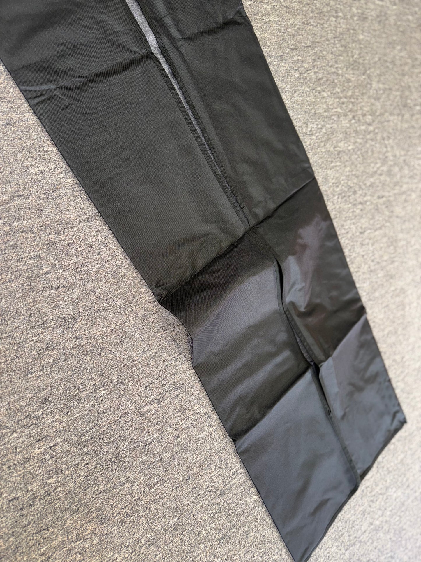 Thirty-One Brand New Black Fold N' Fun Mat Bag