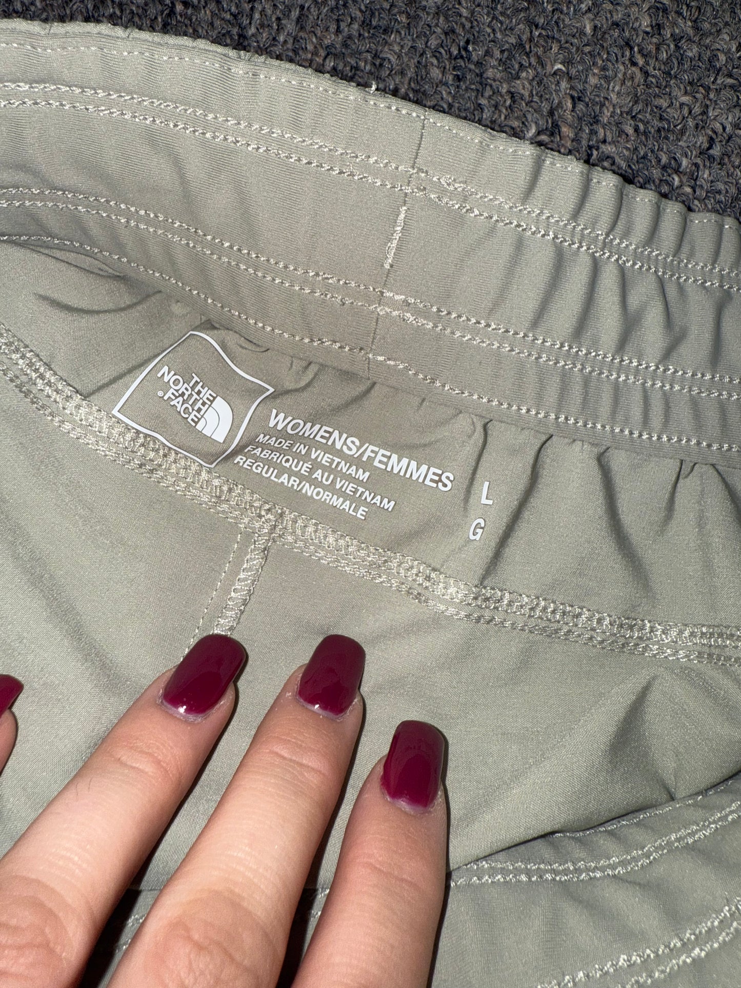 North Face (Large) Cream Sporty Pants