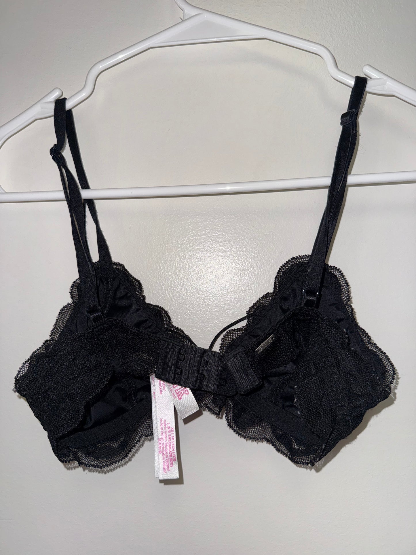 PINK Victoria's Secret (XS) Black Lace Triangle Bralette