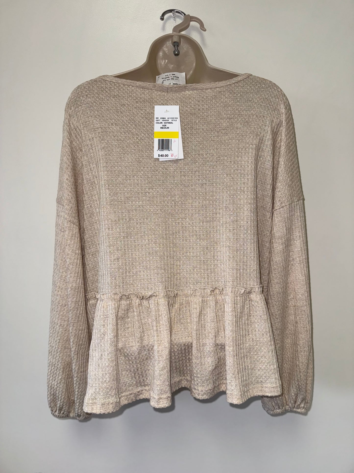 NWT Sadie & Sage (Medium) Brand New Cream Waffle Knit Blouse with Ruffle Hem