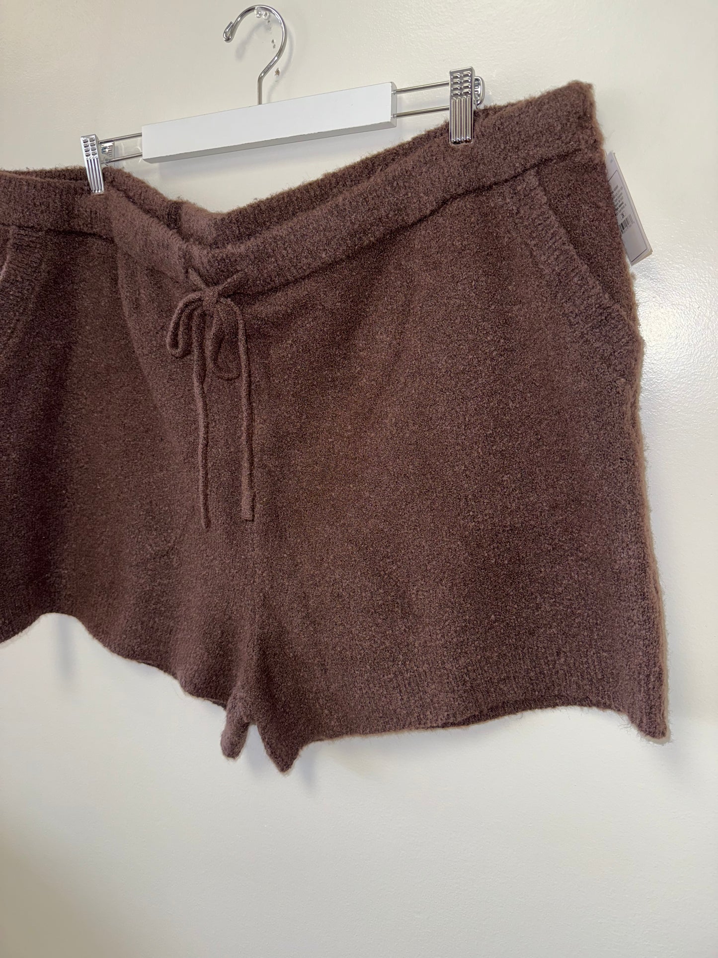 NWT Auden (2X) Brand New Brown Fuzzy Soft Knit Lounge Shorts