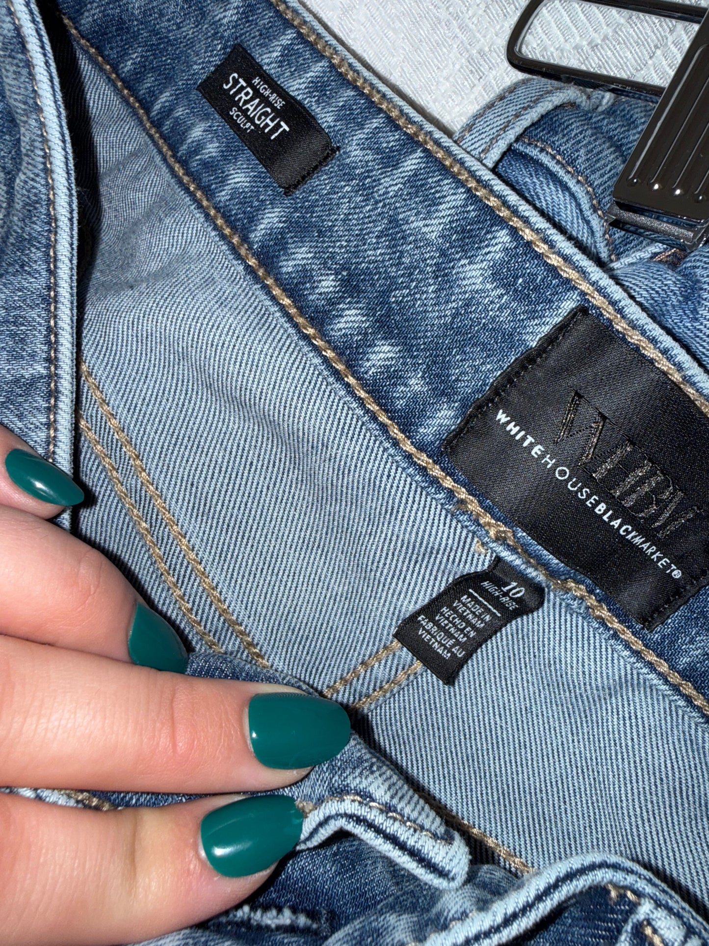 White House Black Market (10) Denim High Rise Straight Leg Sculpt Jeans