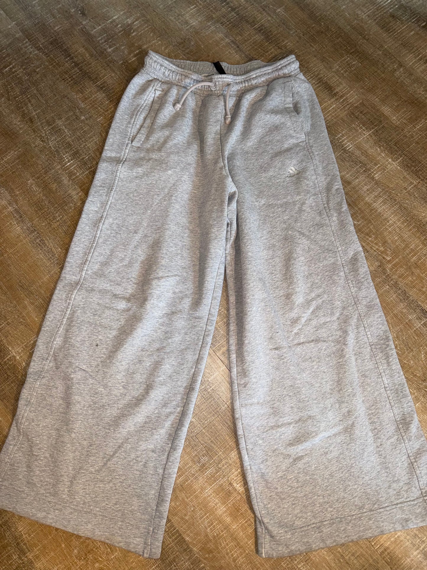 Adidas (Medium) Grey Bootcut Sweatpants