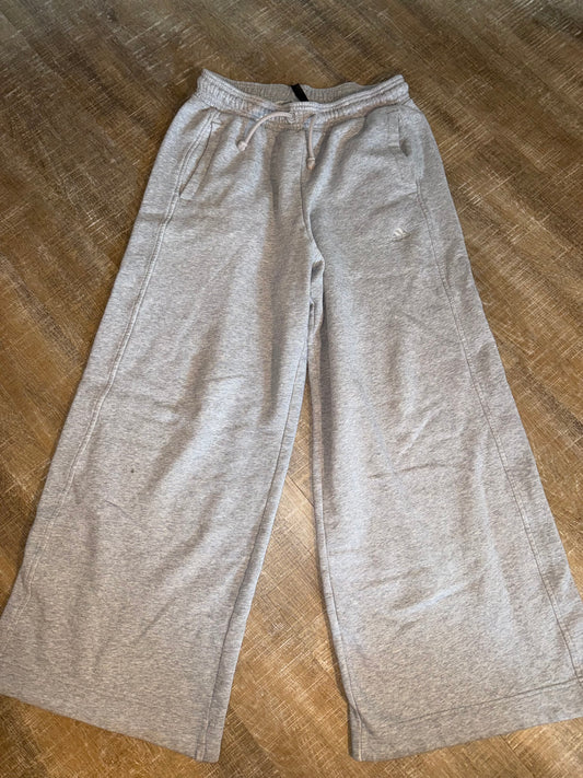 Adidas (Medium) Grey Bootcut Sweatpants