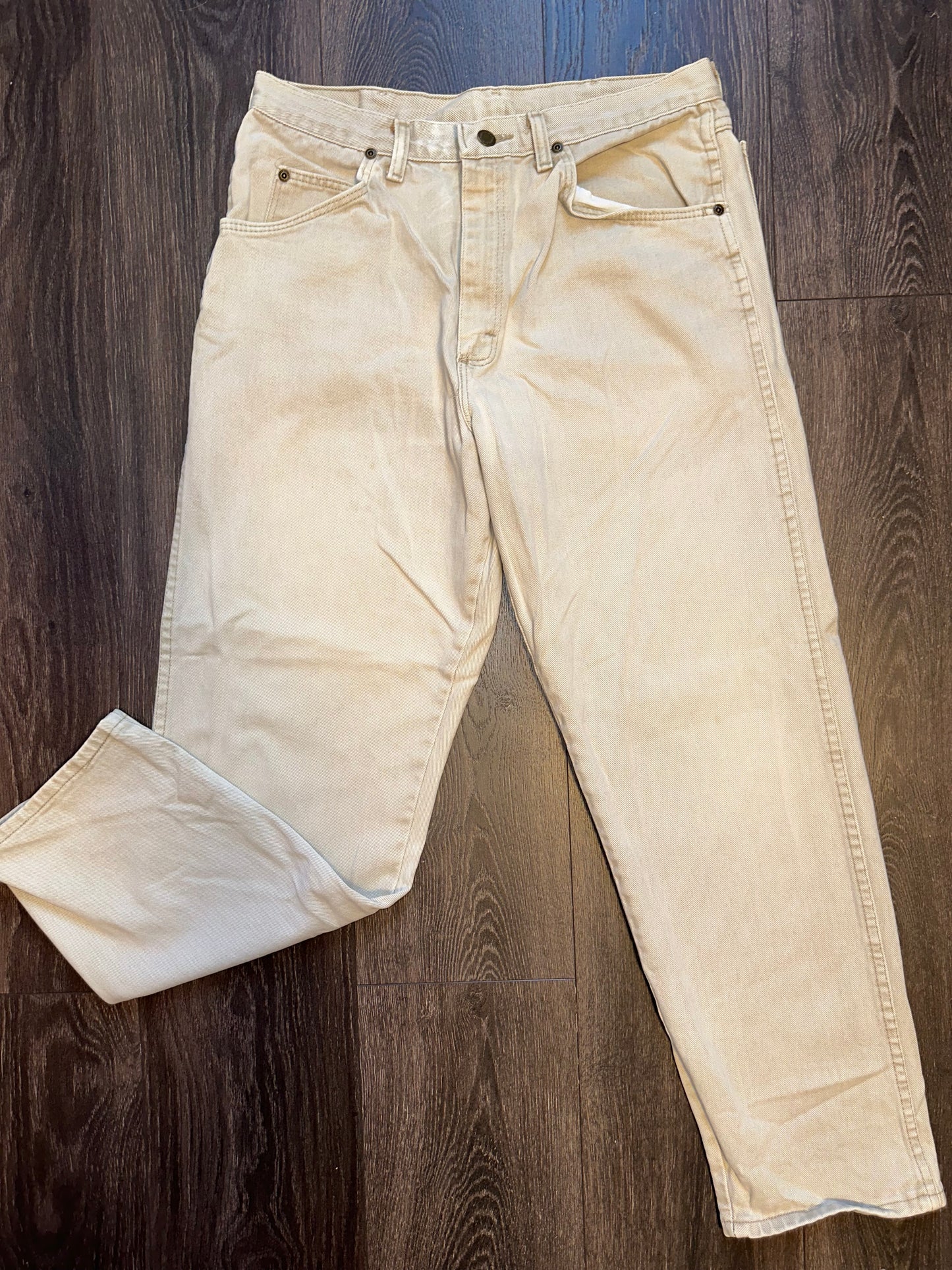 Wrangler (34x30) Creme Neutral Denim Jeans