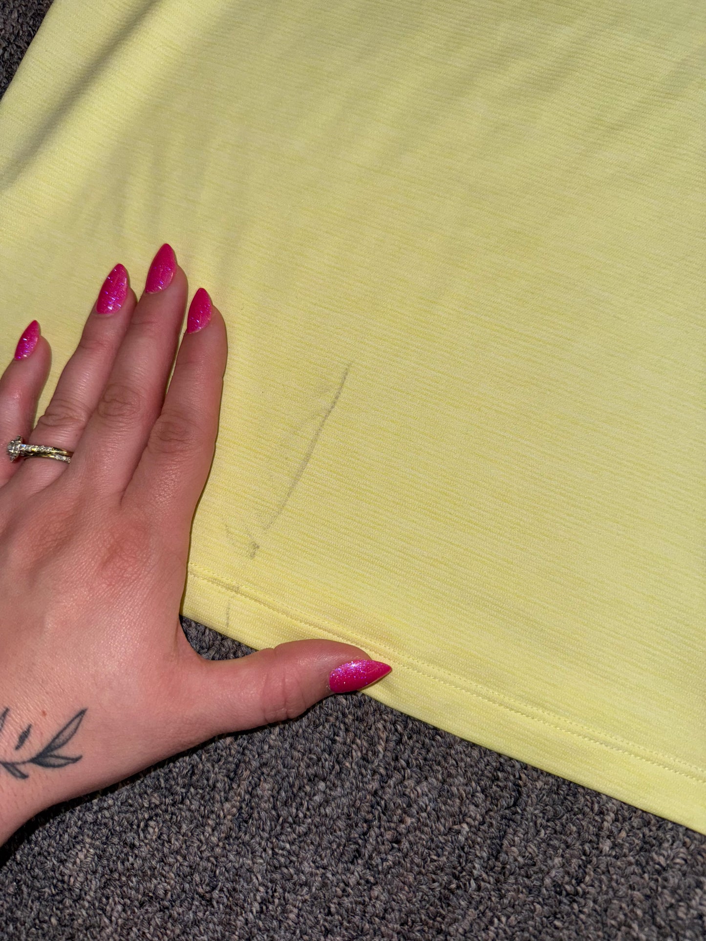 NWT DSG (XS) *FREE WITH PURCHASE* Brand New Kids Yellow Sporty T-Shirt