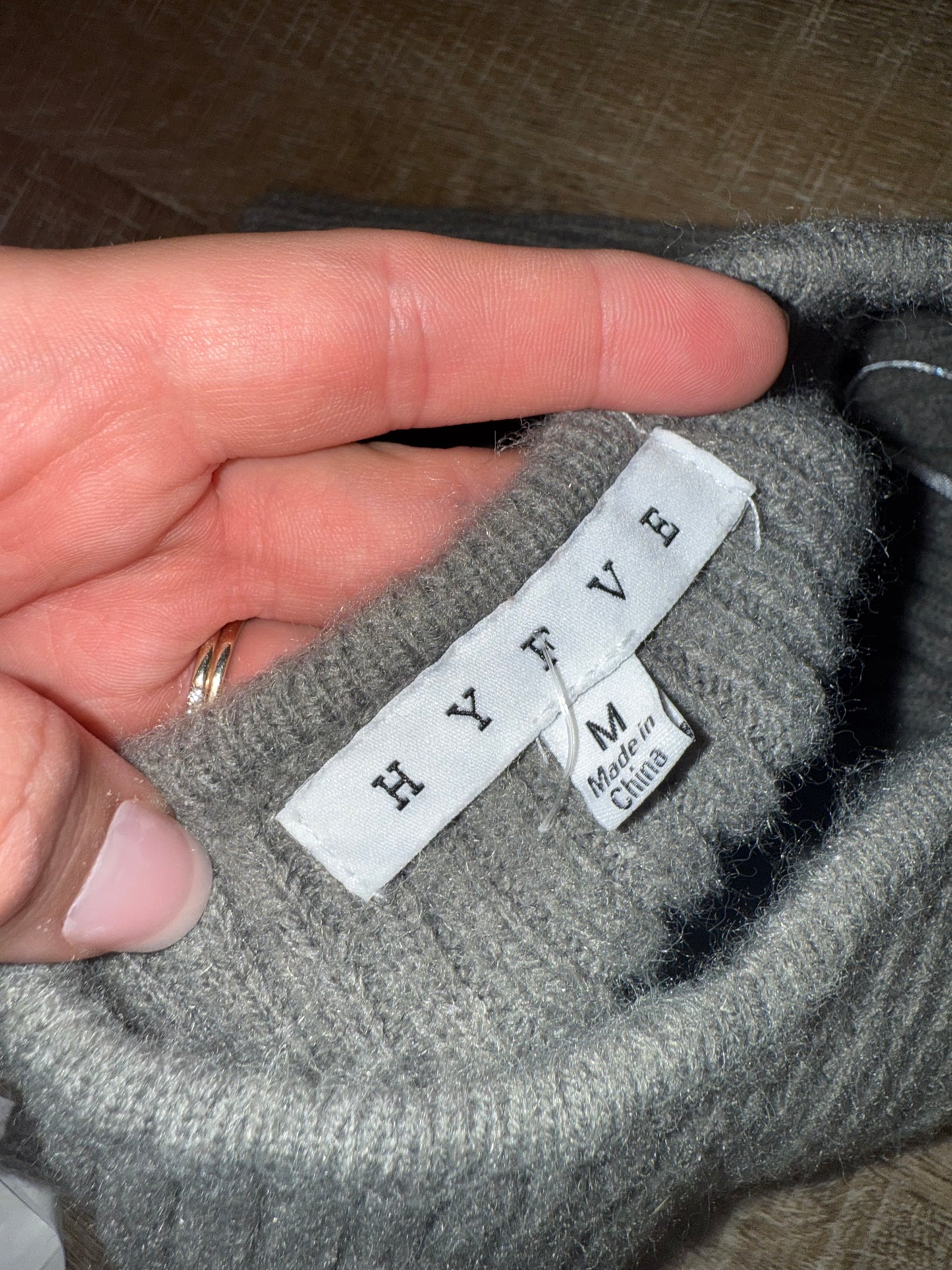 HYFVE (Medium) Light Green Ribbed Cropped Sleeveless Sweater