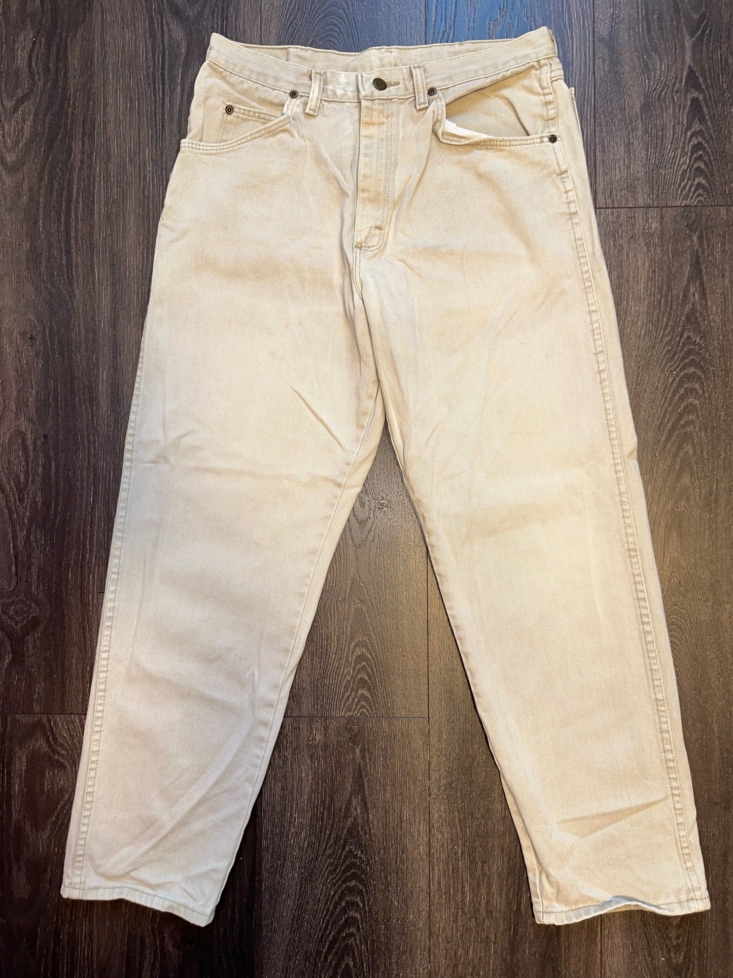 Wrangler (34x30) Creme Neutral Denim Jeans