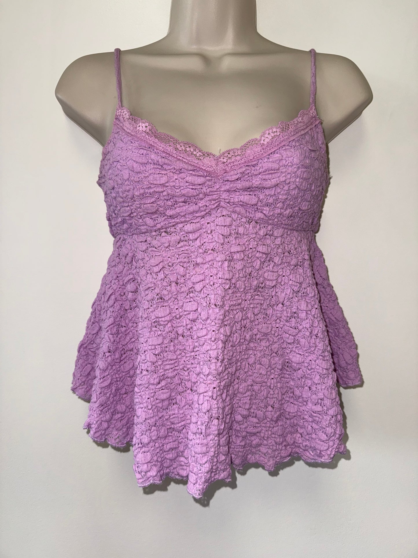 Urban Outfitters (Small) Purple Textured Cropped Tank Top
