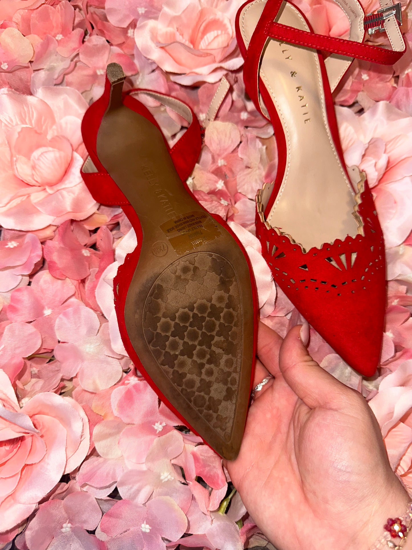 Kelly & Katie (7 1/2) Red Pointed Toe Heels