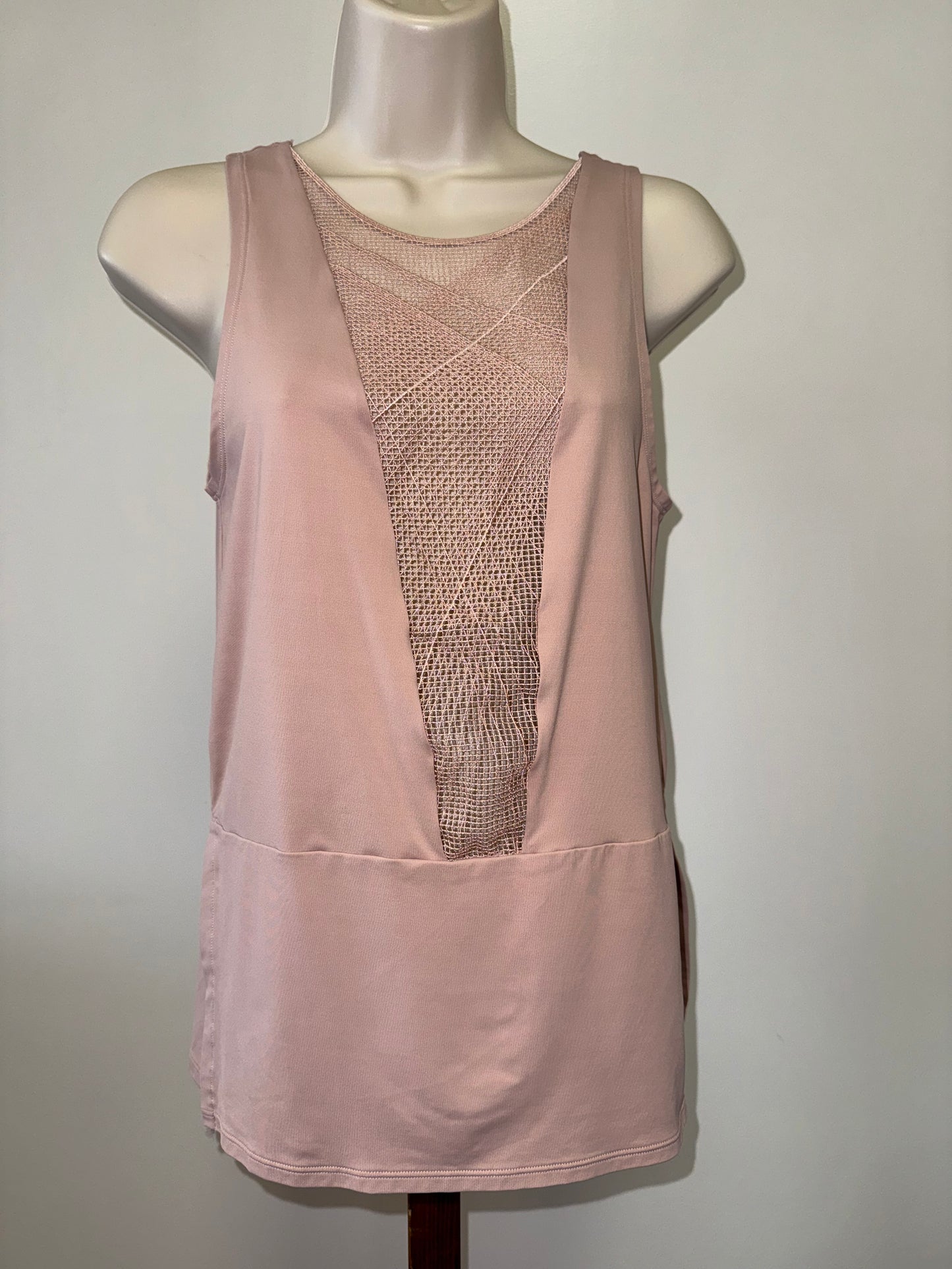 Under Armour (XS) Blush Sporty Tank Top with Mesh V-Neck