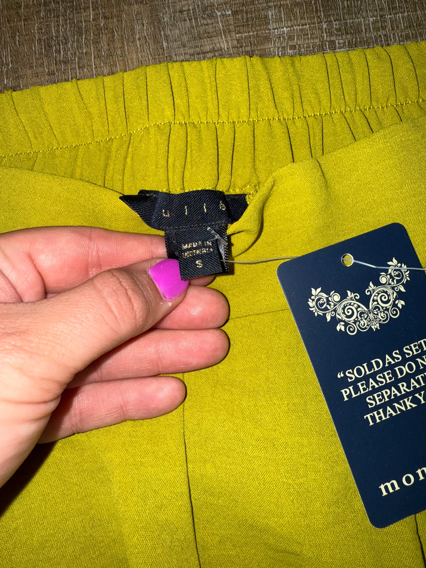 NWT Tullea Monteau (Small) Brand New Green Wide Leg Dress Pants with Stretch