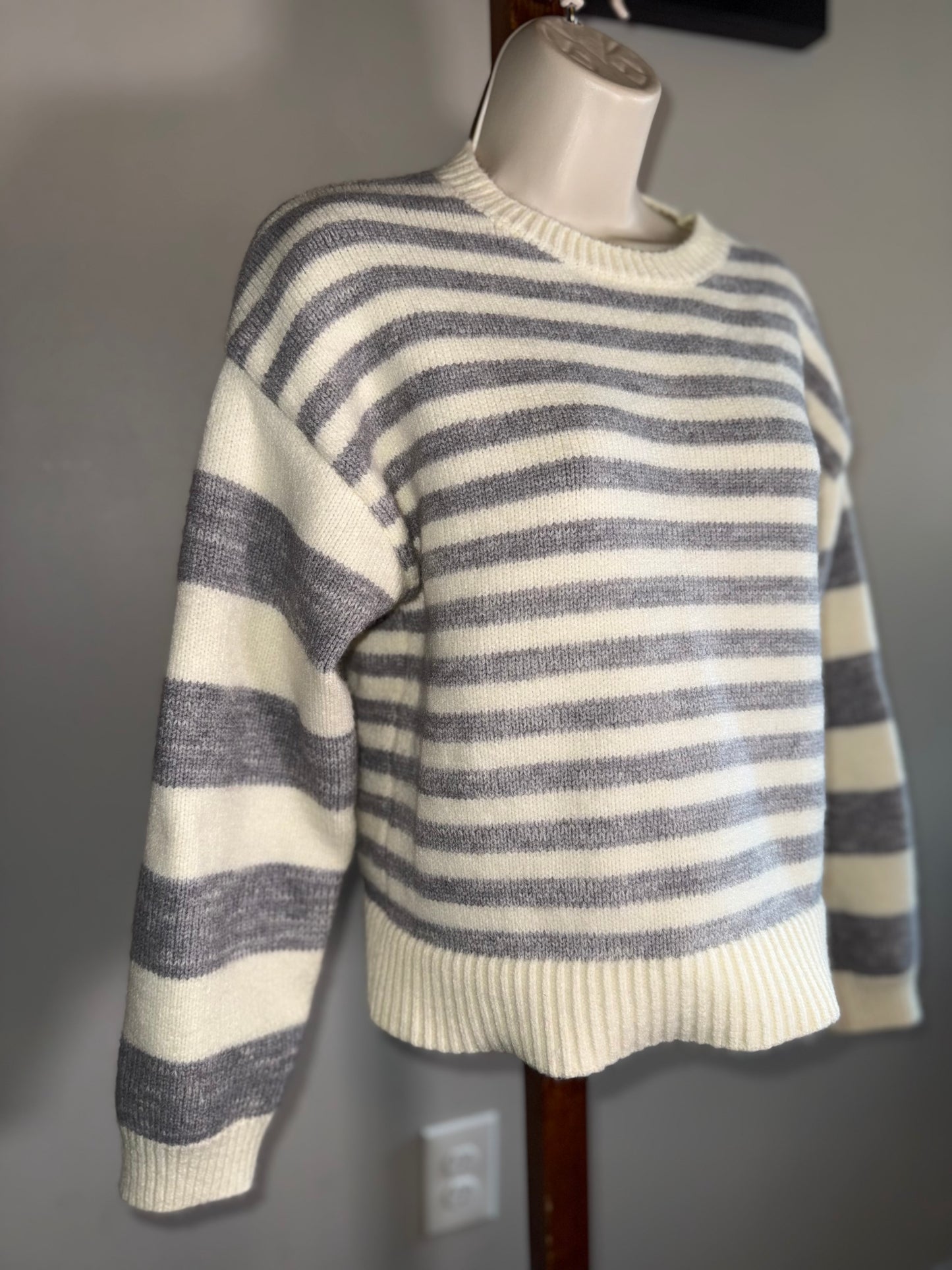 Pink Boutique (Small) Off White & Grey Striped Knit Sweater