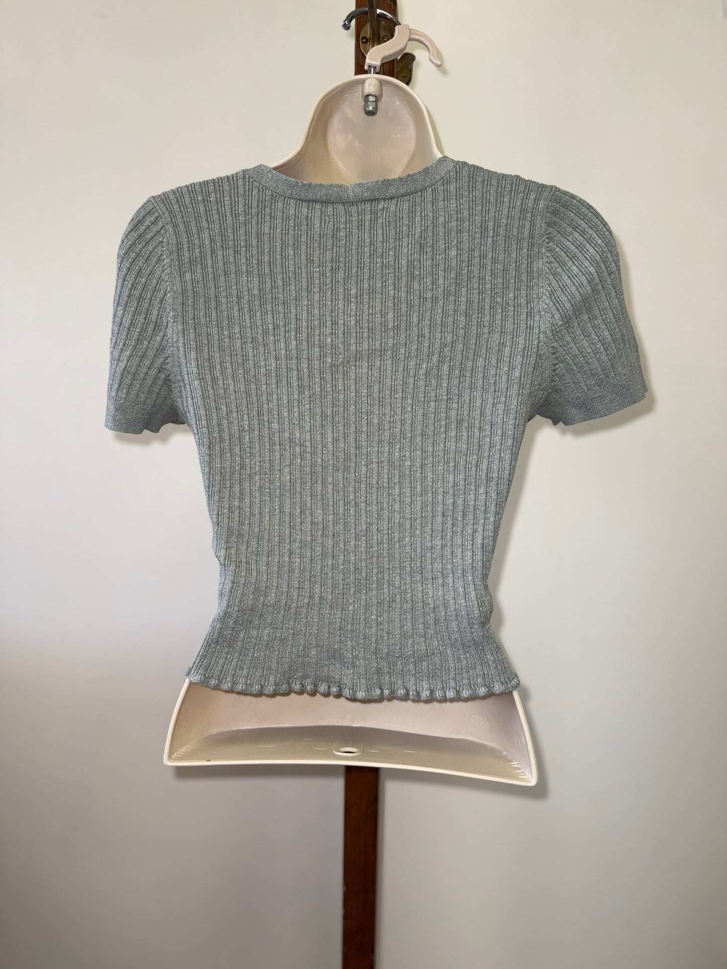 American Eagle (Large) Green Ribbed Button Up V-Neck Crop Top