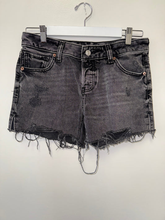 Express (2) Black Distressed Denim Low Rise Boyfriend Midi Jean Shorts