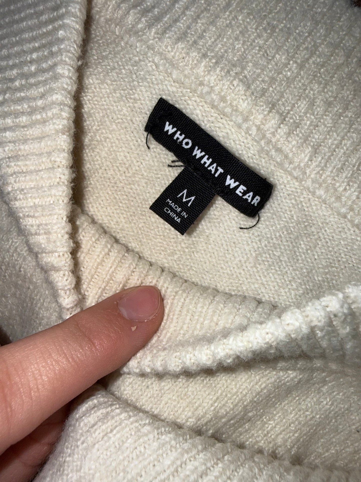 Who What Wear (Medium) Cream Neutral Polka Dot Sweater