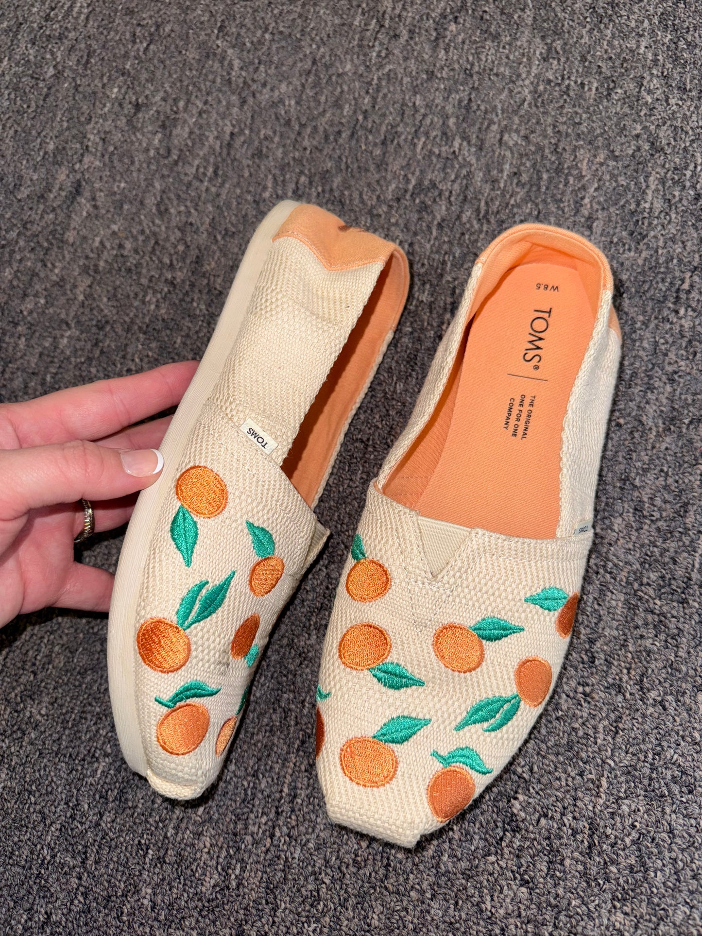Toms (8.5) Orange Pattern Embroidered Slip On Canvas Shoes