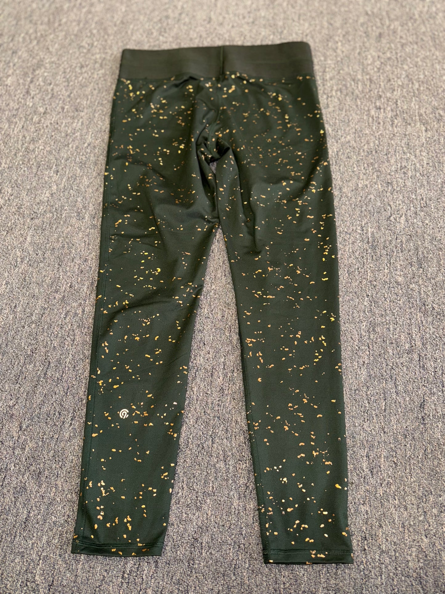 Champion (XL) Green Leggings with Paint Splatter Pattern