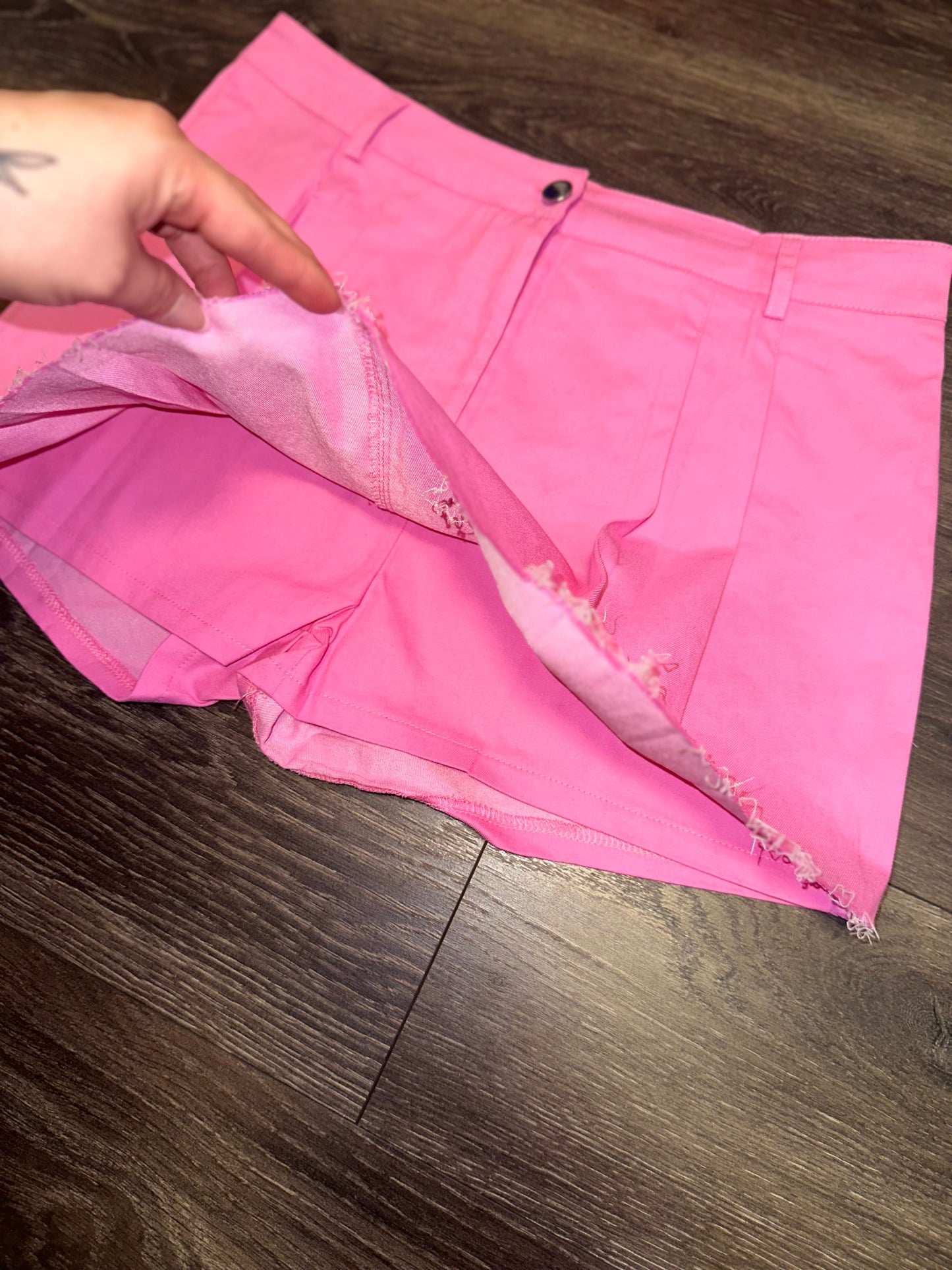 (Large) Brand New Hot Pink Lightweight Denim Like Skort