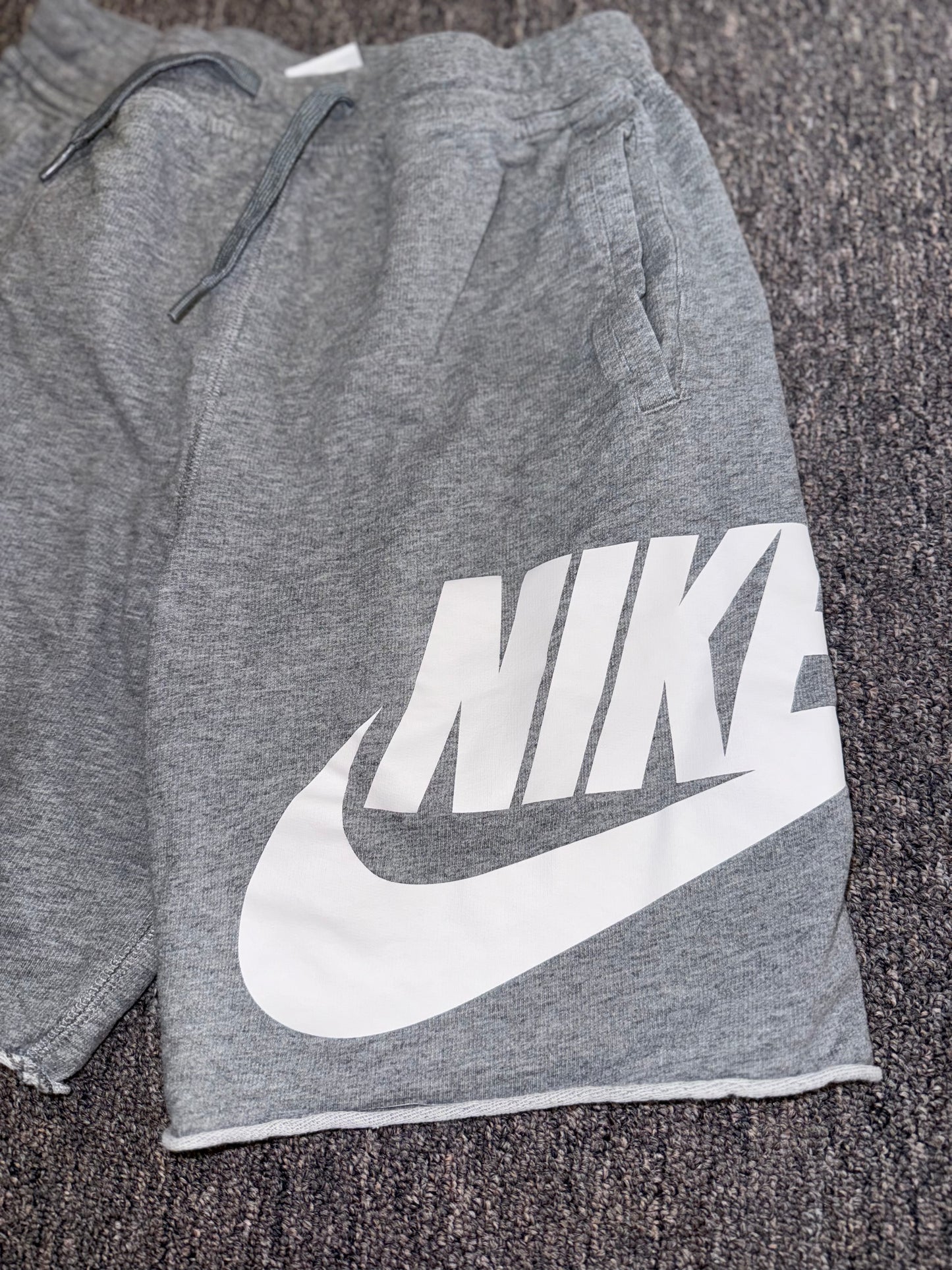 Nike (Large) Kids Grey//White Drawstring Shorts