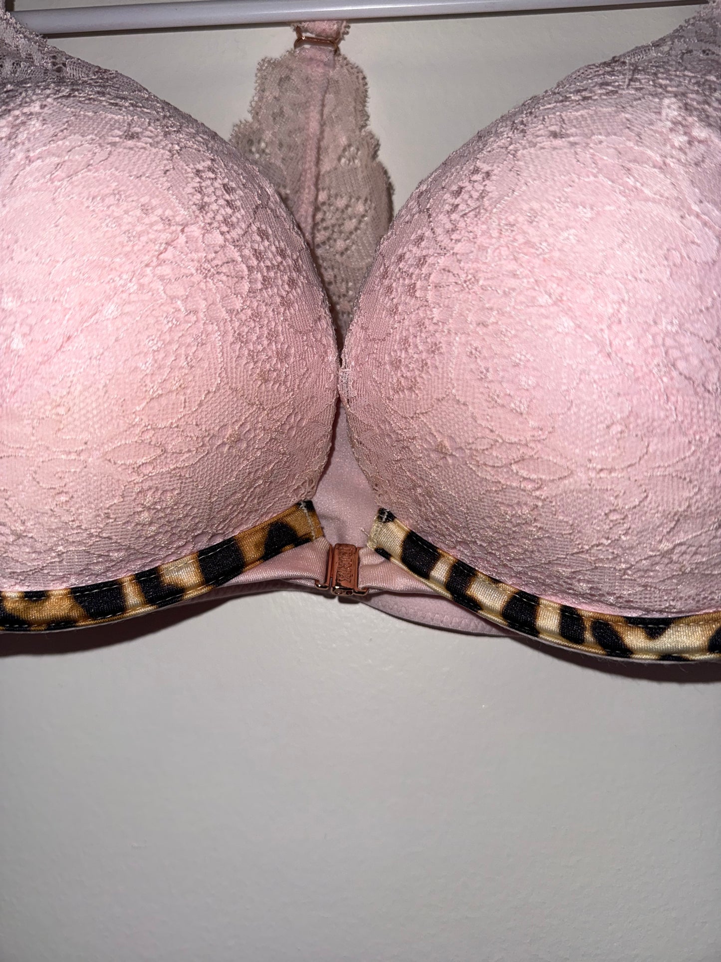 PINK Victoria's Secret (36C) Pink Lace Date Push Up Racerback Bra w Cheetah Hem