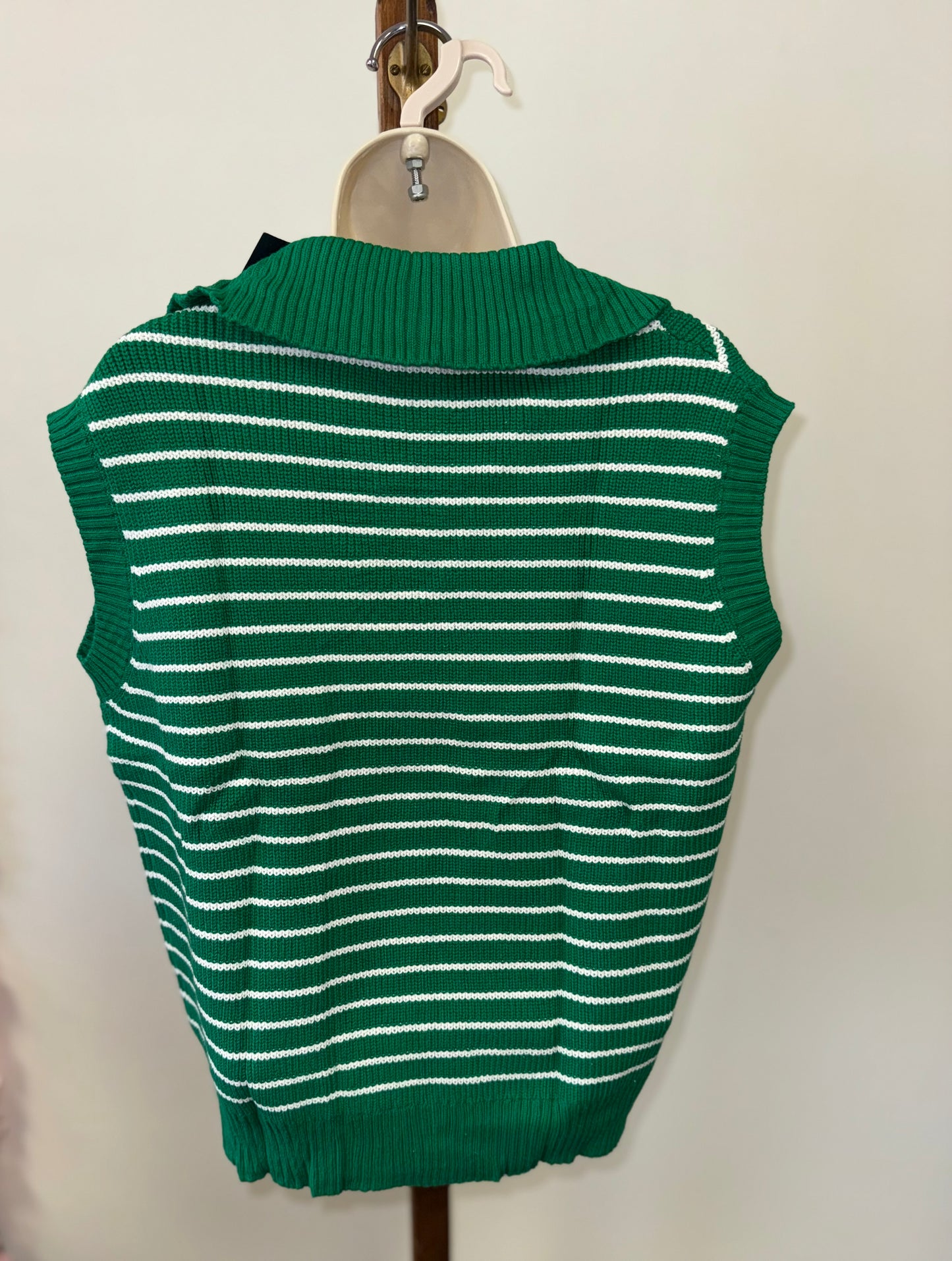 NWT Iwollence (Large) Brand New Green & White Striped Knit Sleeveless Sweater