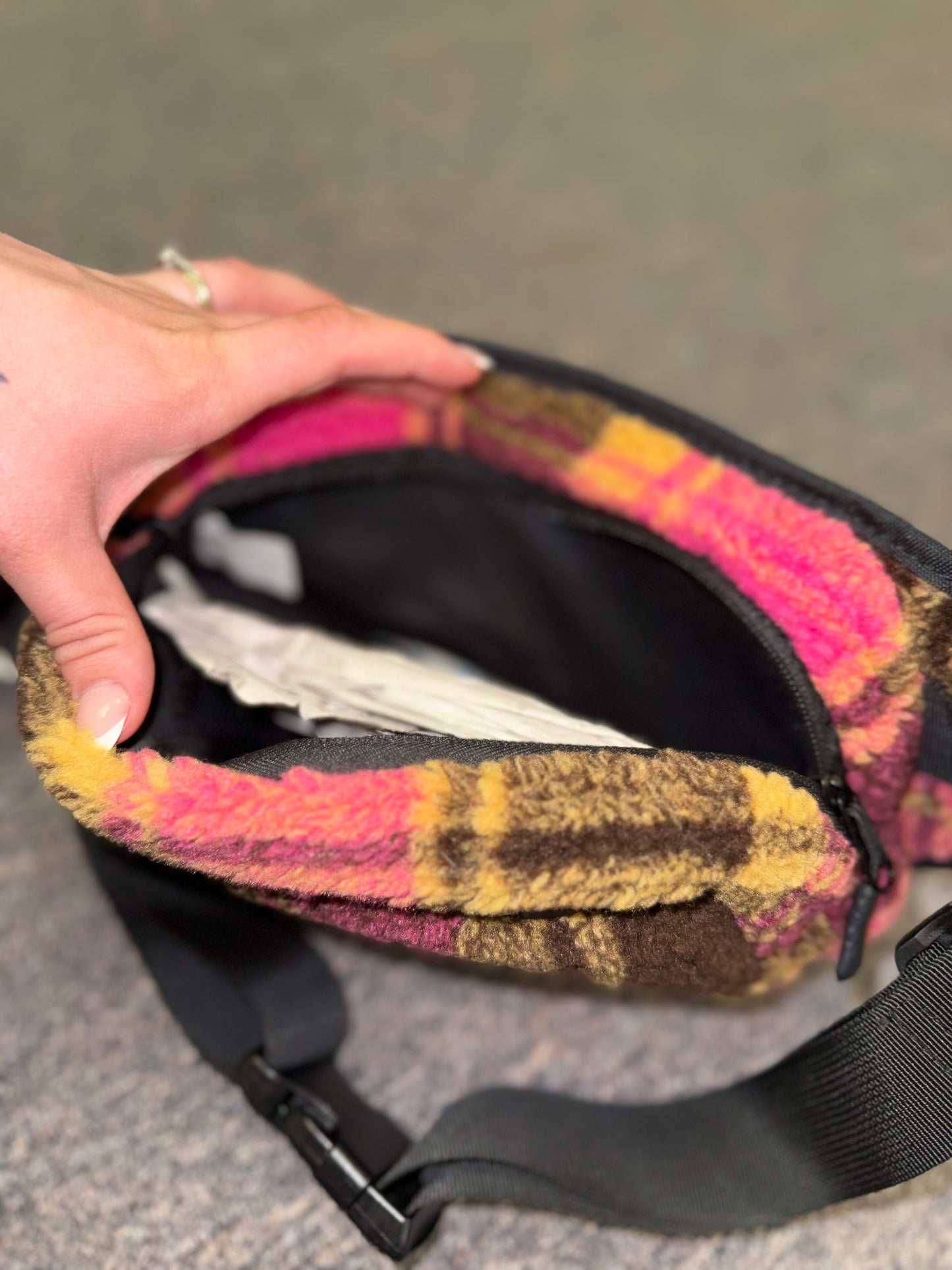 NWT No Boundaries Brand New Plaid Sherpa Fanny Pack
