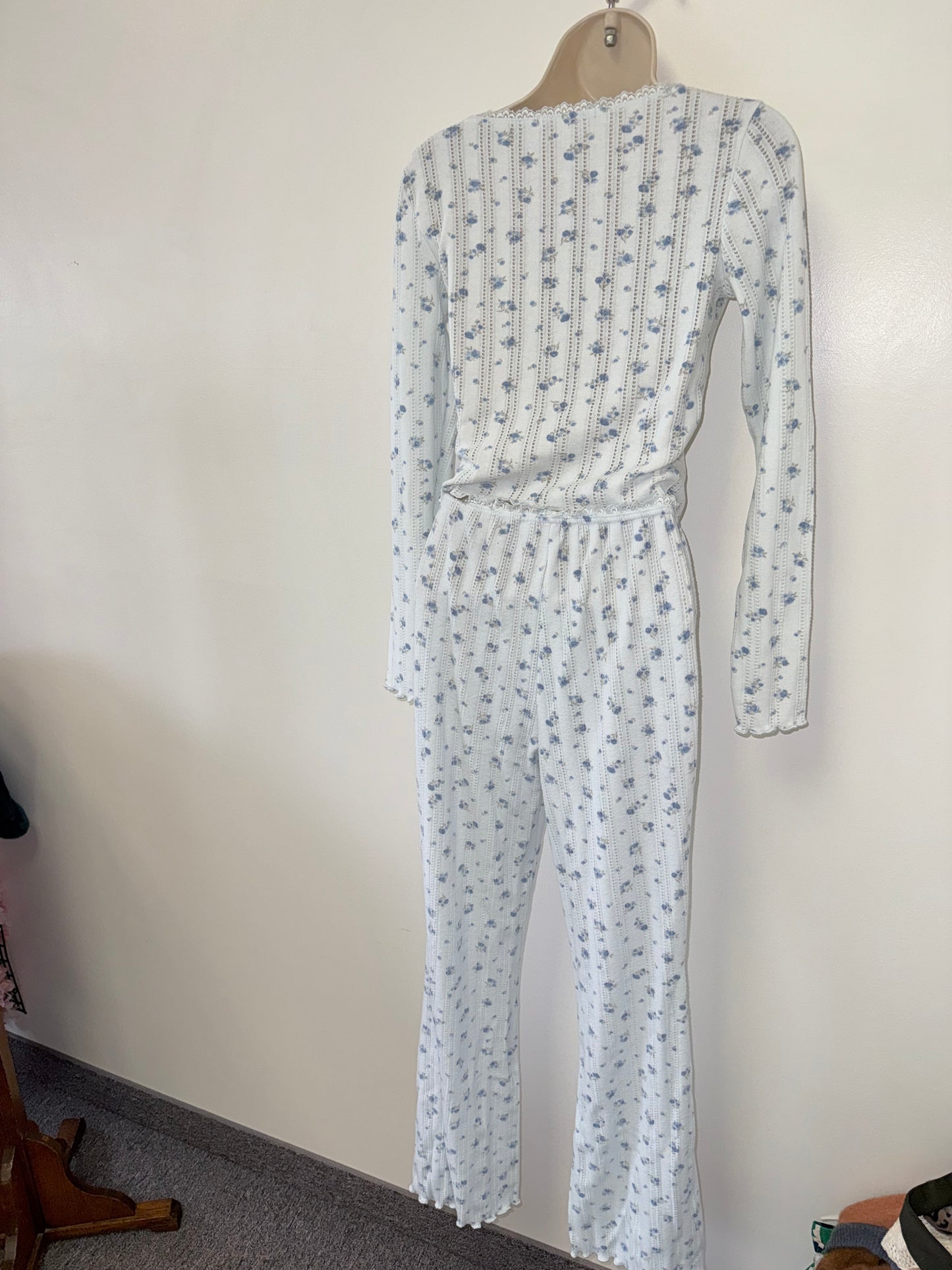 Pink Republic (XS) Blue Floral PJ Pants & Top Sleepwear Set