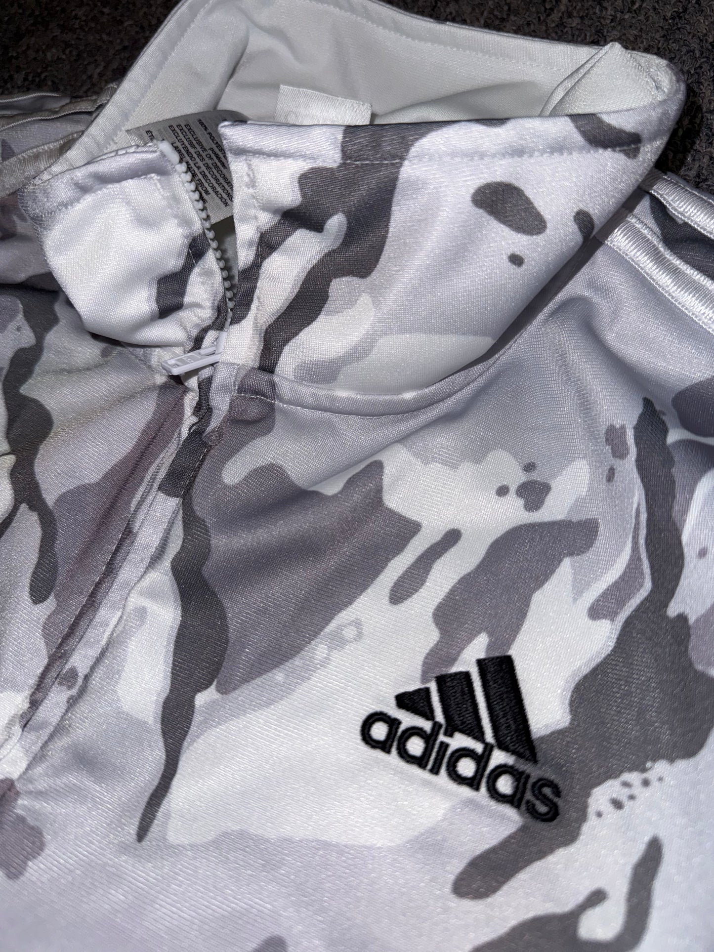 adidas (XL) Kids Grey//White Camo Pattern Full Zip Up Sporty Jacket