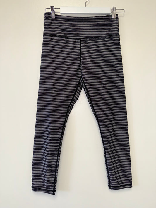 ZYIA (6-8) Black//Grey Striped Cropped Leggings