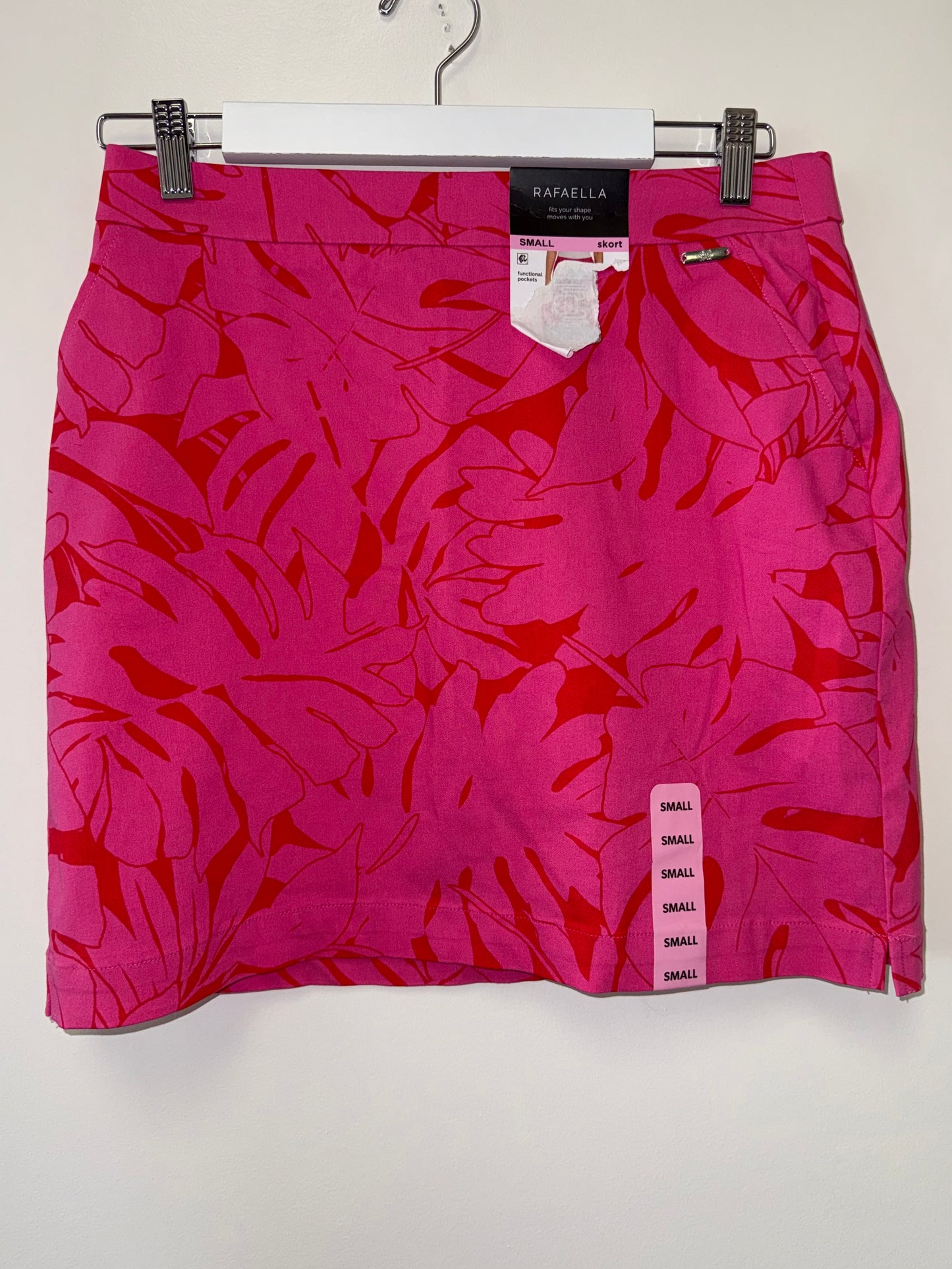 NWT Rafaella (Small) Brand New Pink Floral Skort